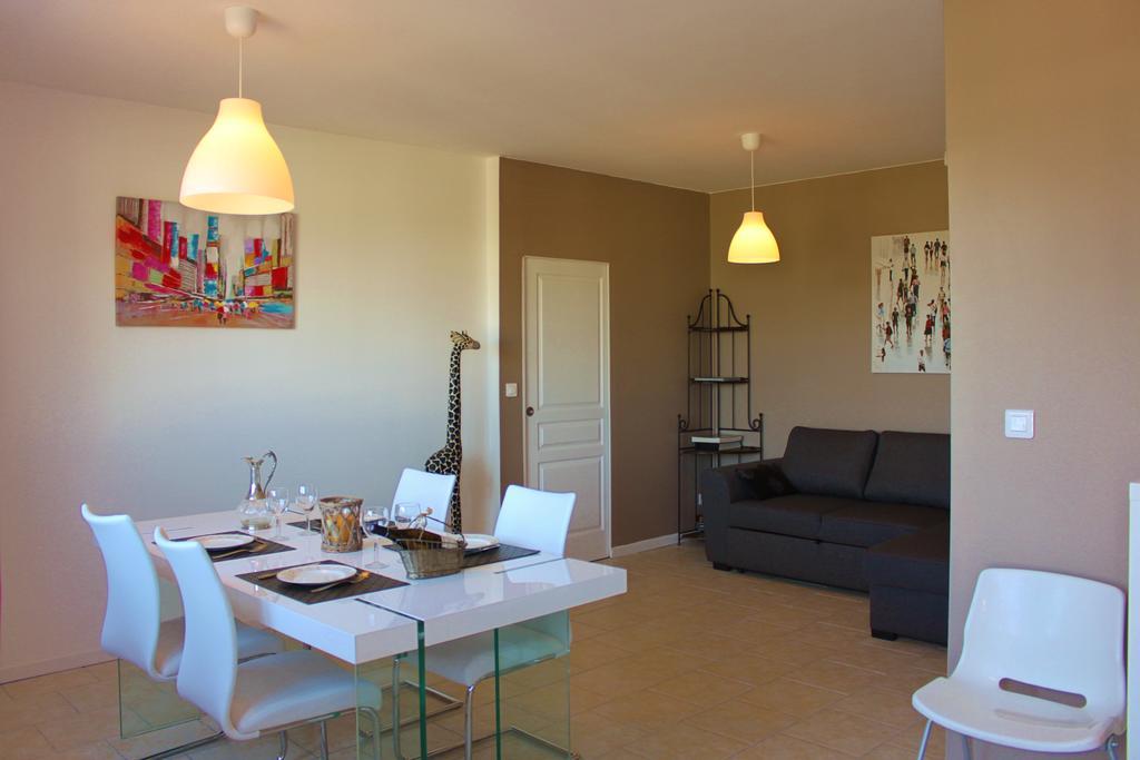 Ferienwohnung Le Haras Du Favry Palinges Exterior foto